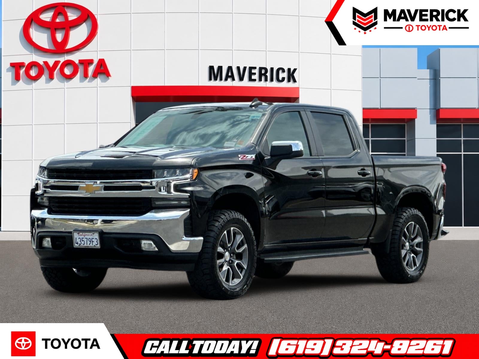 2021 Chevrolet Silverado 1500 LT in Black — front three-quarter view